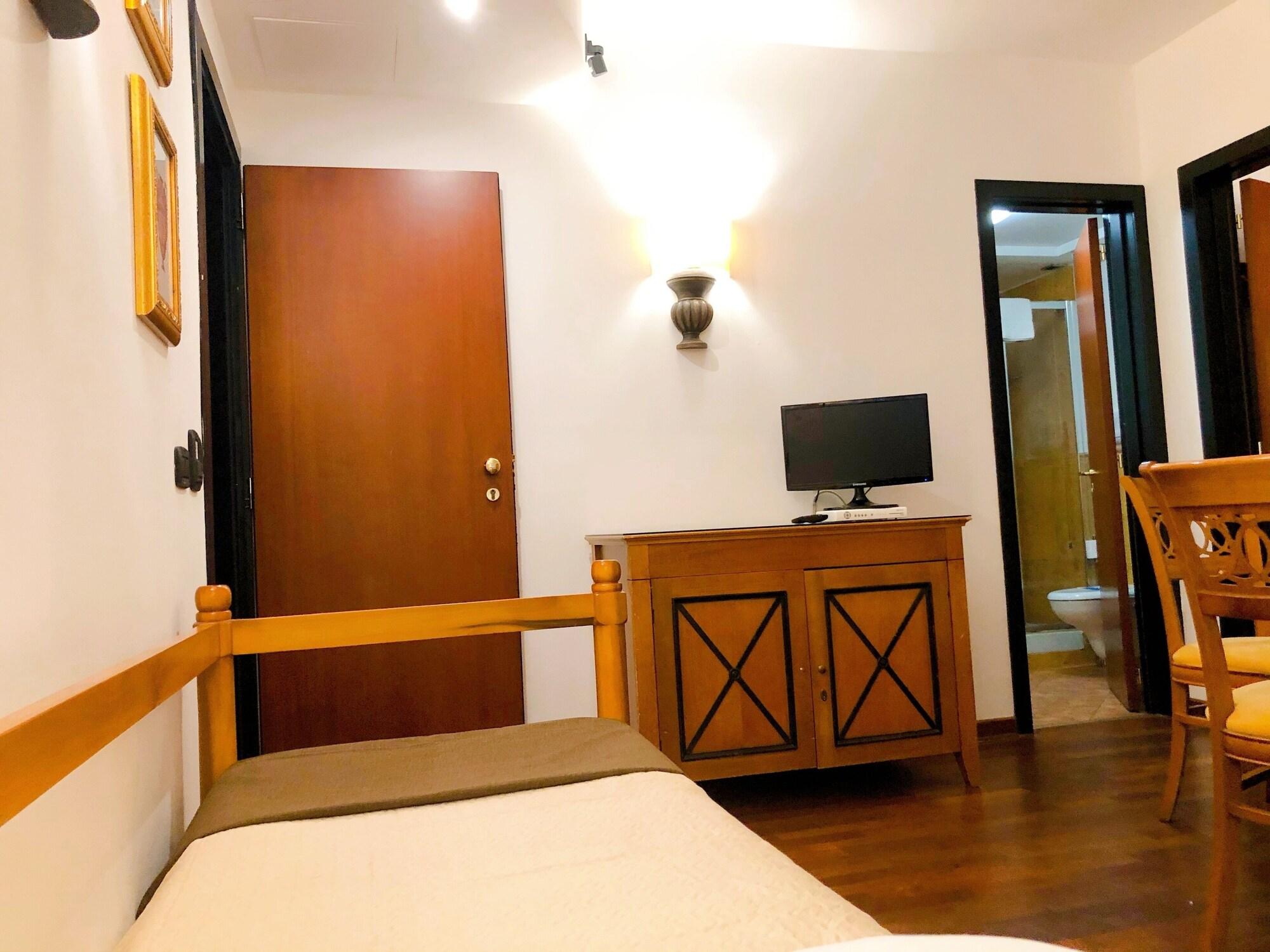 Hotel Florio Opera Palermo Central Ngoại thất bức ảnh