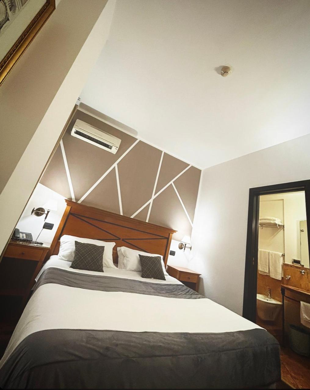 Hotel Florio Opera Palermo Central Ngoại thất bức ảnh